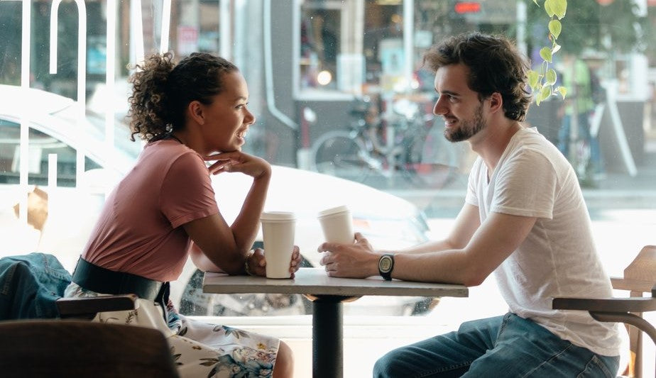 Man and woman in conversation in English